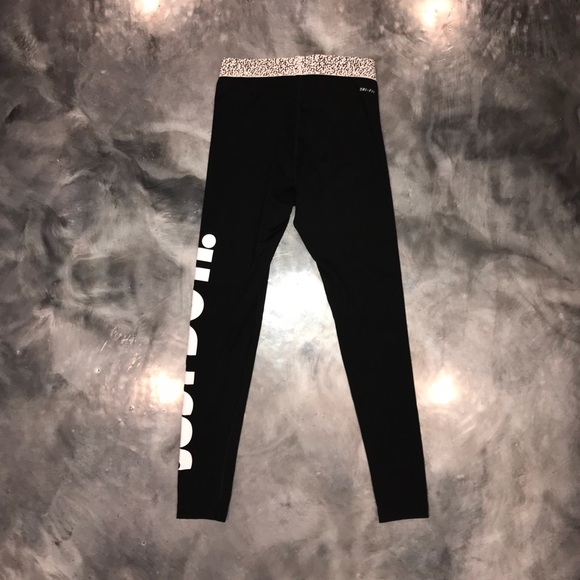 Nike Leggings - Picture 2 of 6